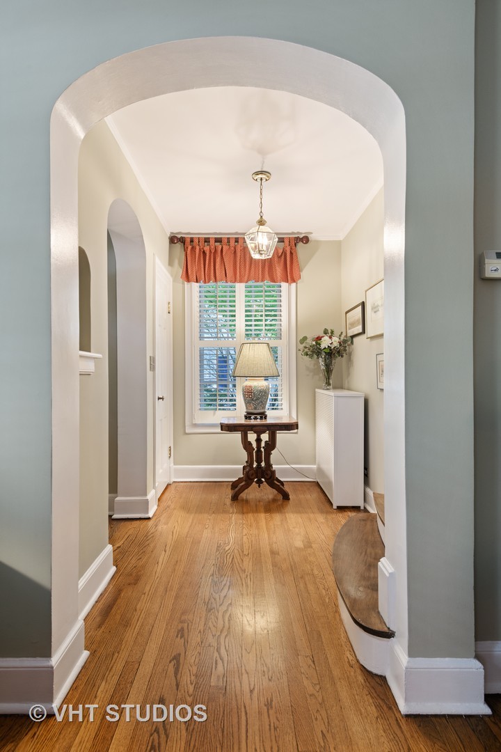 253 Church Road Winnetka, IL 60093 - Photo 6 of 34