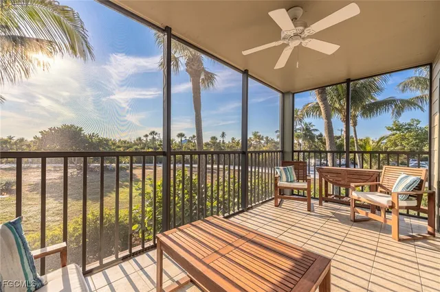 $399,000 | 16750 Bocilla Palms Drive, Unit 70, Bokeelia, FL 33922