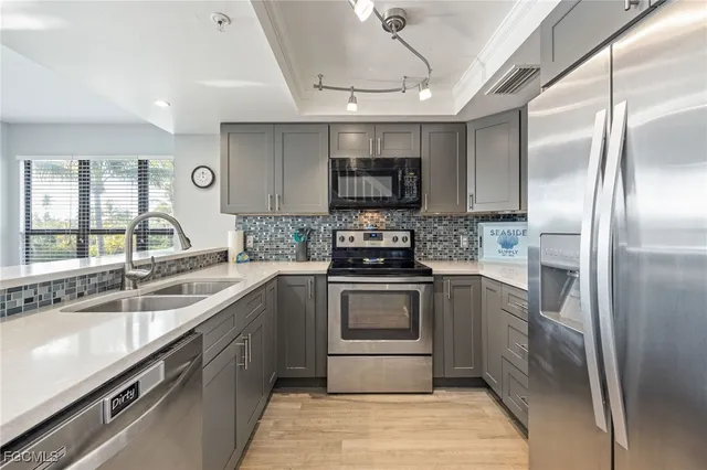 $399,000 | 16750 Bocilla Palms Drive, Unit 70, Bokeelia, FL 33922