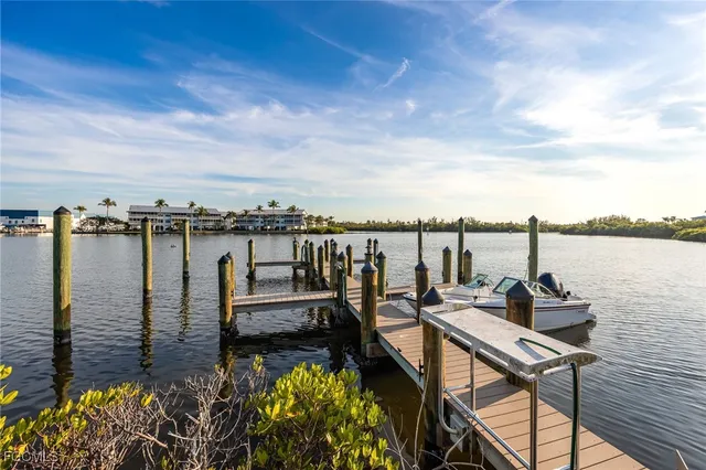 $399,000 | 16750 Bocilla Palms Drive, Unit 70, Bokeelia, FL 33922