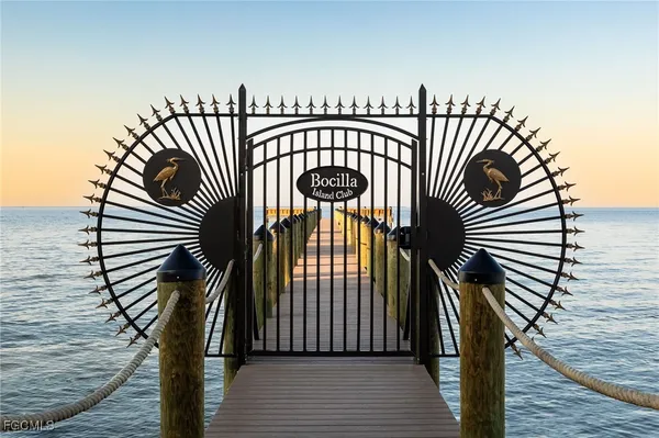 $389,000 | 16750 Bocilla Palms Drive, Unit 70, Bokeelia, FL 33922