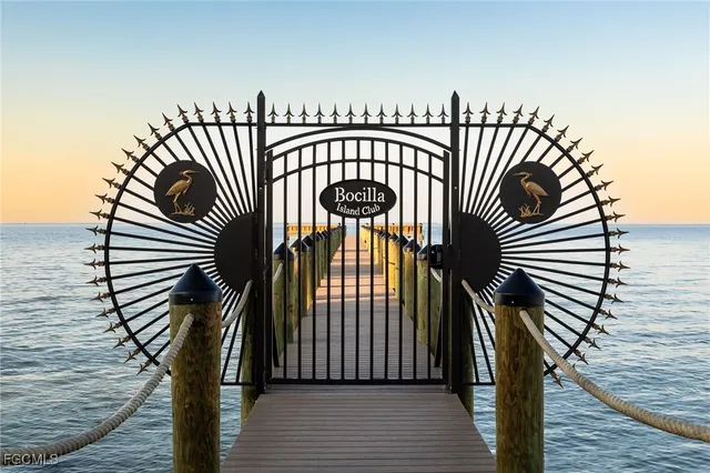 $399,000 | 16750 Bocilla Palms Drive, Unit 70, Bokeelia, FL 33922