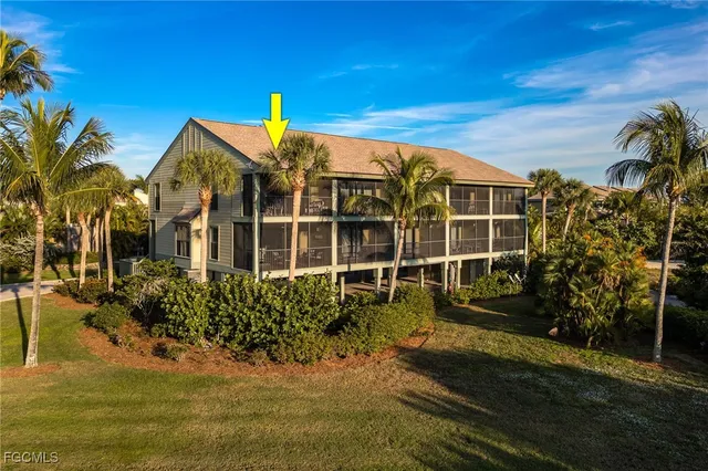 $399,000 | 16750 Bocilla Palms Drive, Unit 70, Bokeelia, FL 33922