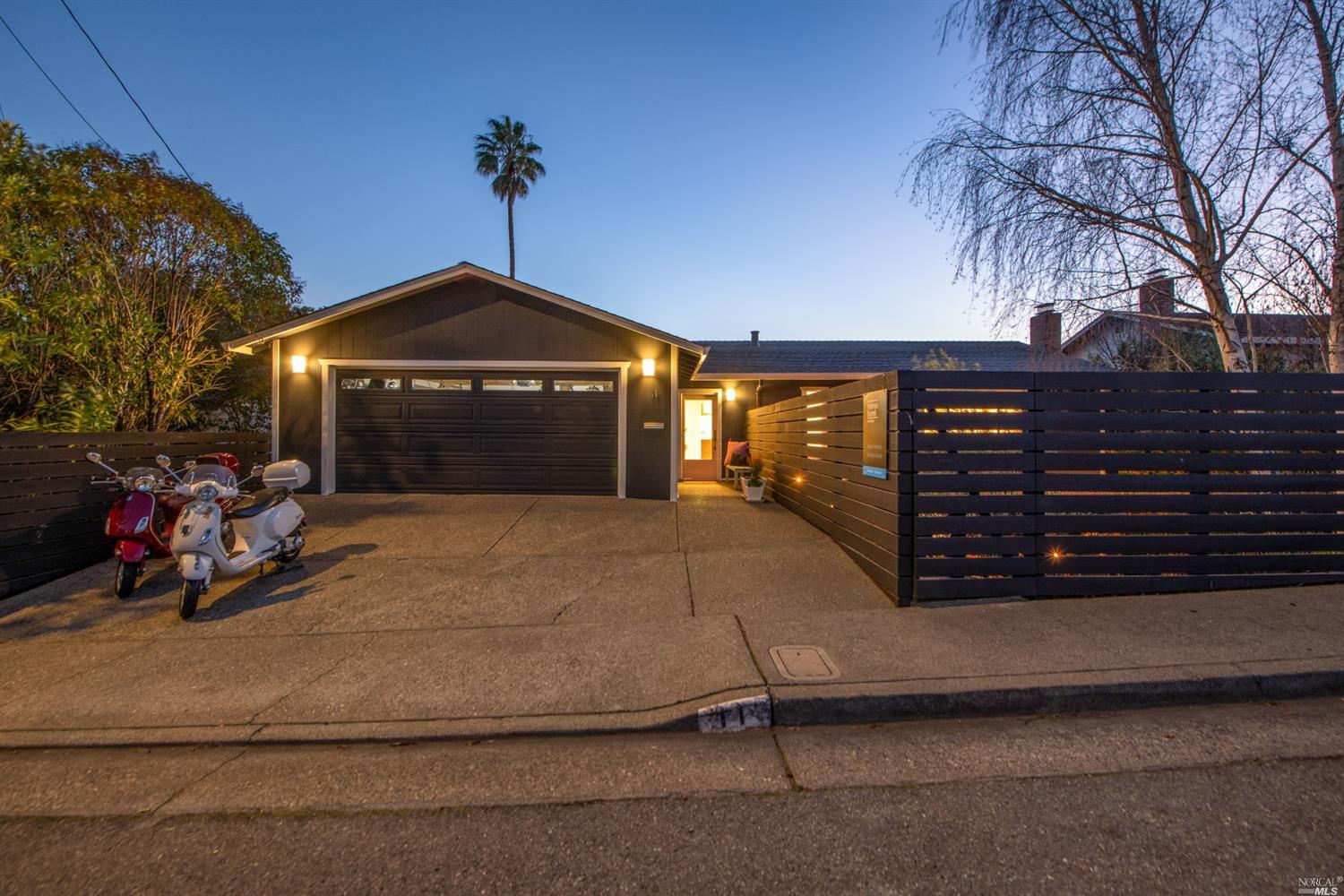 11 Tralee Way San Rafael, CA 94903 - Photo 1 of 1 Gallery Image 1