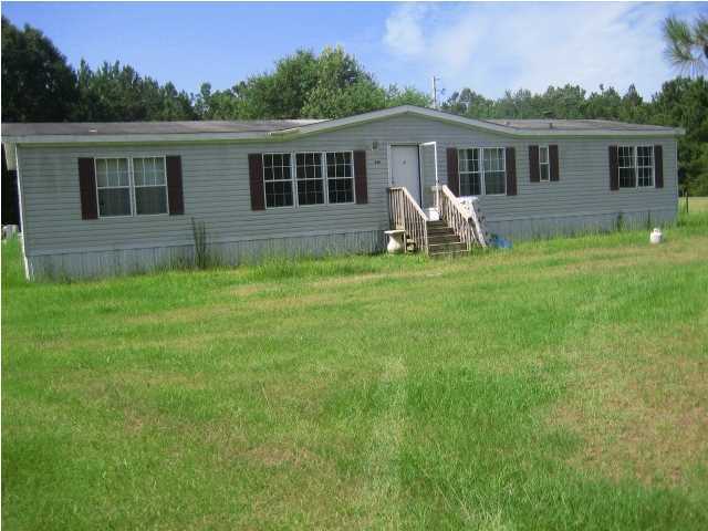 814 Smoak Road Walterboro, SC 29488 - Photo 1 of 15 Primary Photo