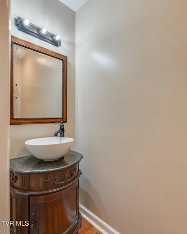 $599,000 | 2424 Rivermont Drive, Kingsport, TN 37660