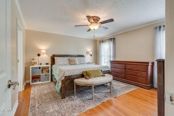 $574,900 | 2424 Rivermont Drive, Kingsport, TN 37660