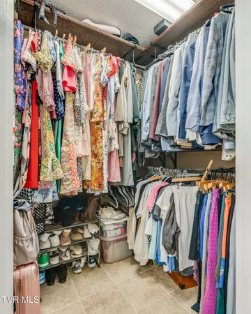 $574,900 | 2424 Rivermont Drive, Kingsport, TN 37660