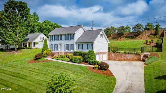 $599,000 | 2424 Rivermont Drive, Kingsport, TN 37660