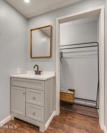 $574,900 | 2424 Rivermont Drive, Kingsport, TN 37660