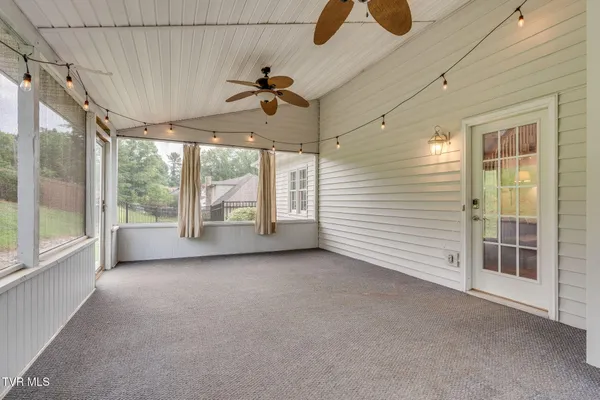 $574,900 | 2424 Rivermont Drive, Kingsport, TN 37660