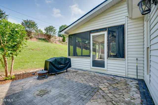 $599,000 | 2424 Rivermont Drive, Kingsport, TN 37660