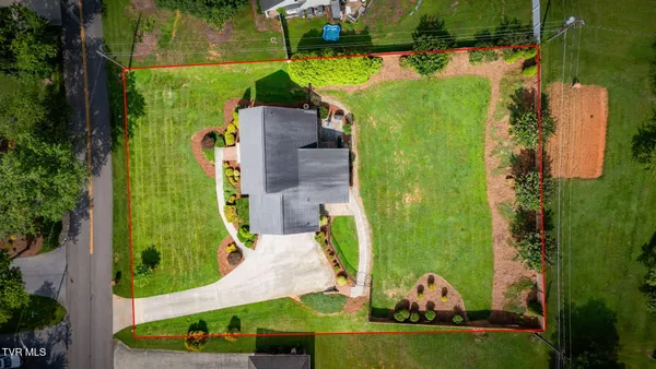 $574,900 | 2424 Rivermont Drive, Kingsport, TN 37660