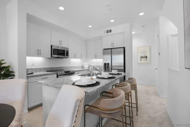 $649,990 | 370 Gateway Drive, El Cajon, CA 92020