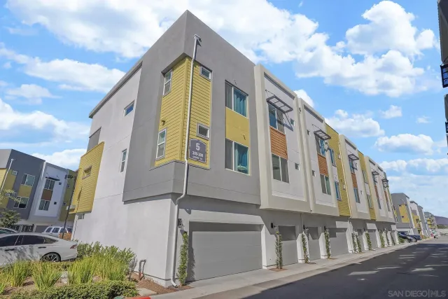 $649,990 | 370 Gateway Drive, El Cajon, CA 92020