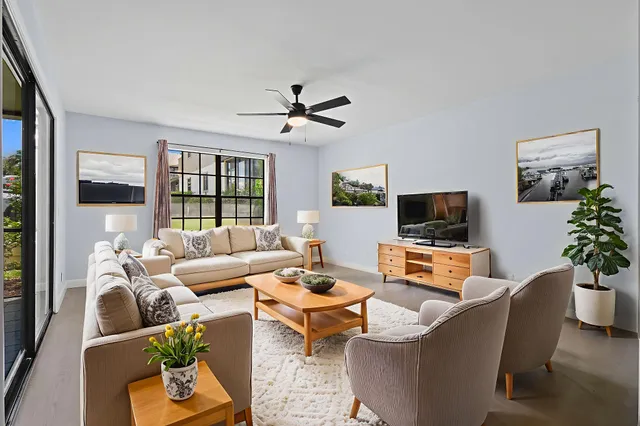 $285,000 | 7471 Southeast Jamestown Terrace, Hobe Sound, FL 33455