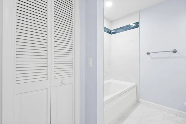 $285,000 | 7471 Southeast Jamestown Terrace, Hobe Sound, FL 33455