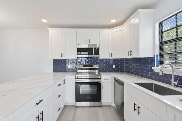 $285,000 | 7471 Southeast Jamestown Terrace, Hobe Sound, FL 33455