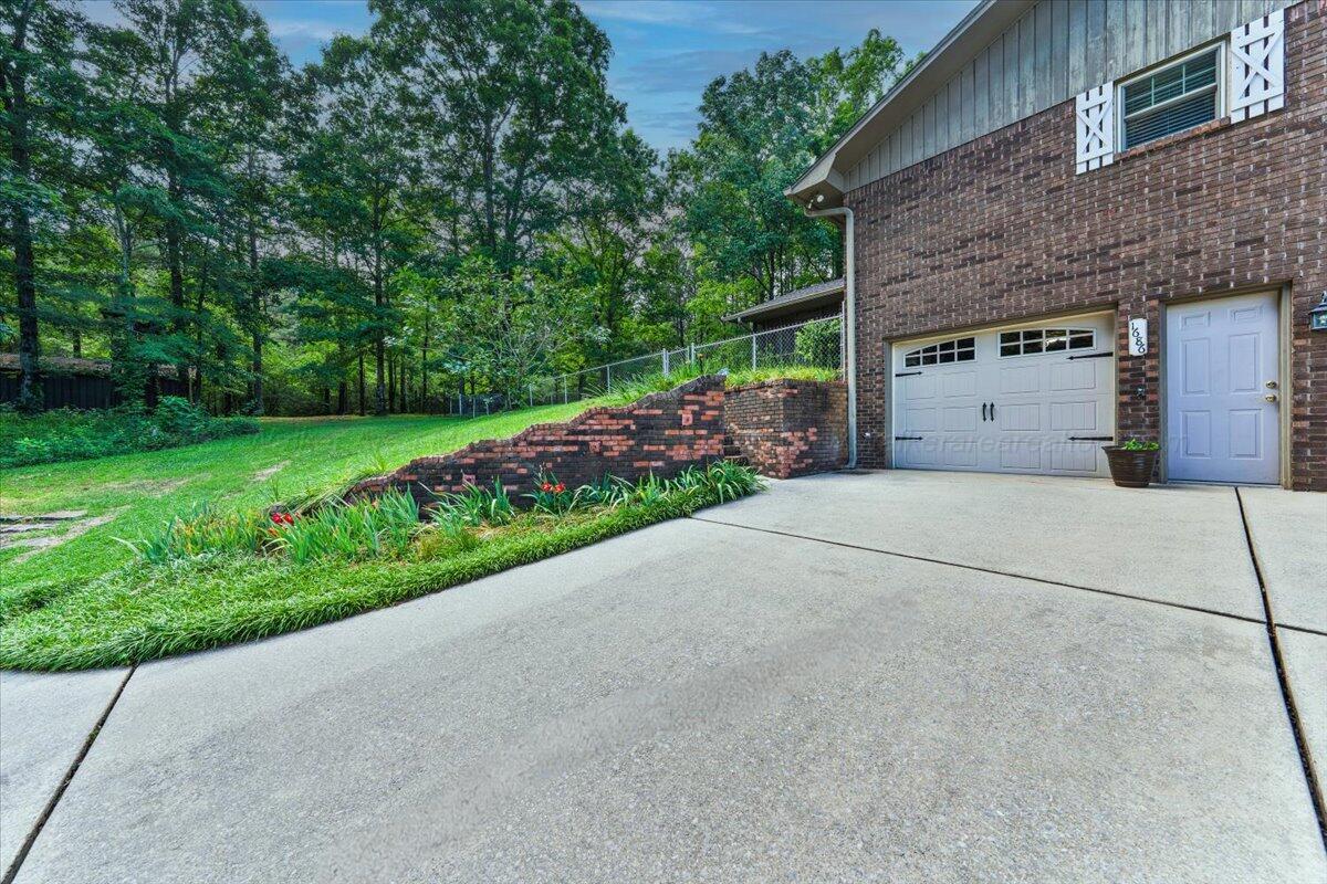 1686 Buttermilk Road Cordova, AL 35550 - Photo 12 of 48 Side View