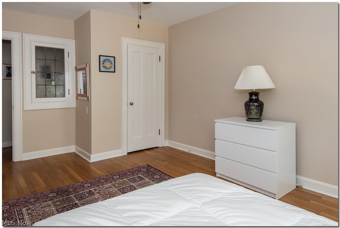 3366 Dorchester Road Cleveland, OH 44120 - Photo 20 of 30