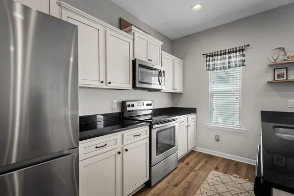 $2,000 | 816 Staten Drive, Murfreesboro, TN 37128