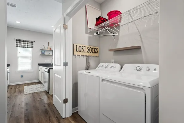 $2,000 | 816 Staten Drive, Murfreesboro, TN 37128