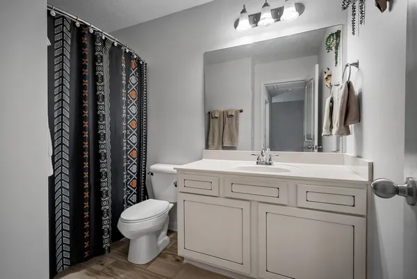 $2,000 | 816 Staten Drive, Murfreesboro, TN 37128