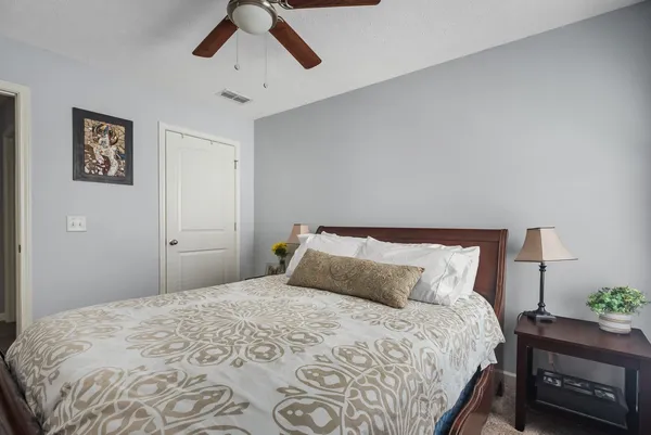 $2,000 | 816 Staten Drive, Murfreesboro, TN 37128