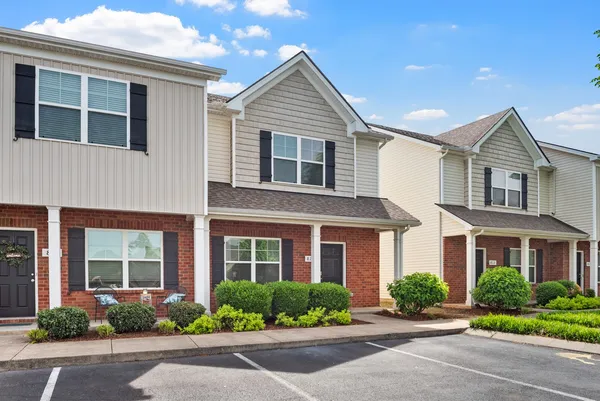 $2,000 | 816 Staten Drive, Murfreesboro, TN 37128