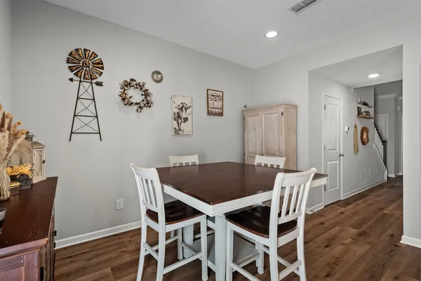 $2,000 | 816 Staten Drive, Murfreesboro, TN 37128