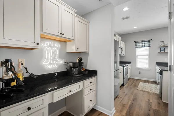 $2,000 | 816 Staten Drive, Murfreesboro, TN 37128