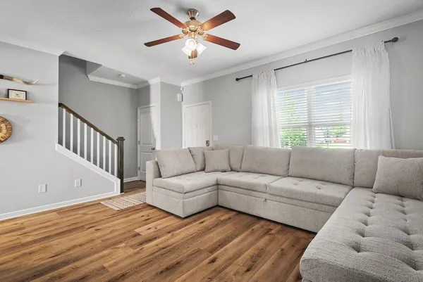 $2,000 | 816 Staten Drive, Murfreesboro, TN 37128