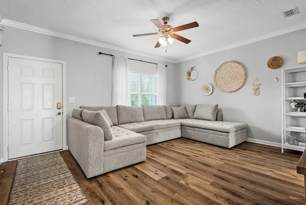 $2,000 | 816 Staten Drive, Murfreesboro, TN 37128