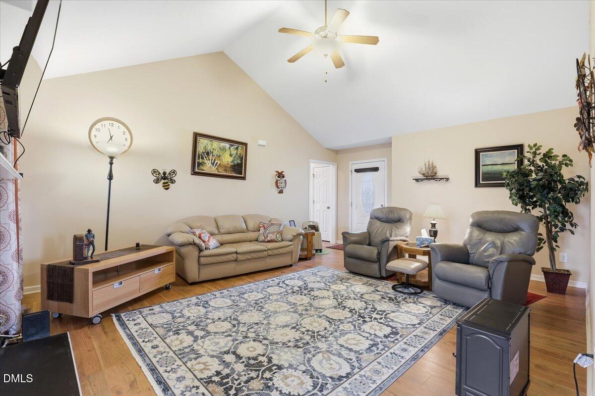 40 Farmgate Court Selma, NC 27576 - Photo 20 of 36 20-40 Farmgate Ct-20