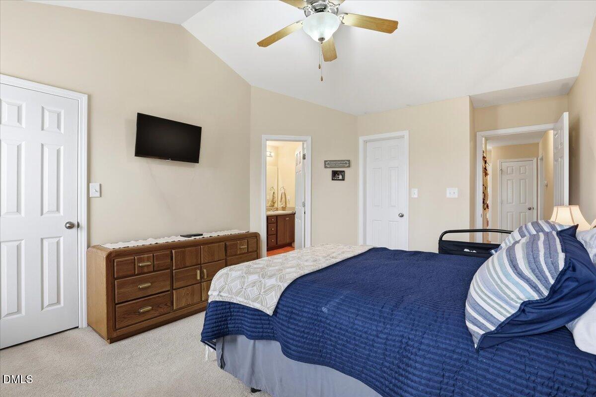 40 Farmgate Court Selma, NC 27576 - Photo 32 of 36 32-40 Farmgate Ct-32