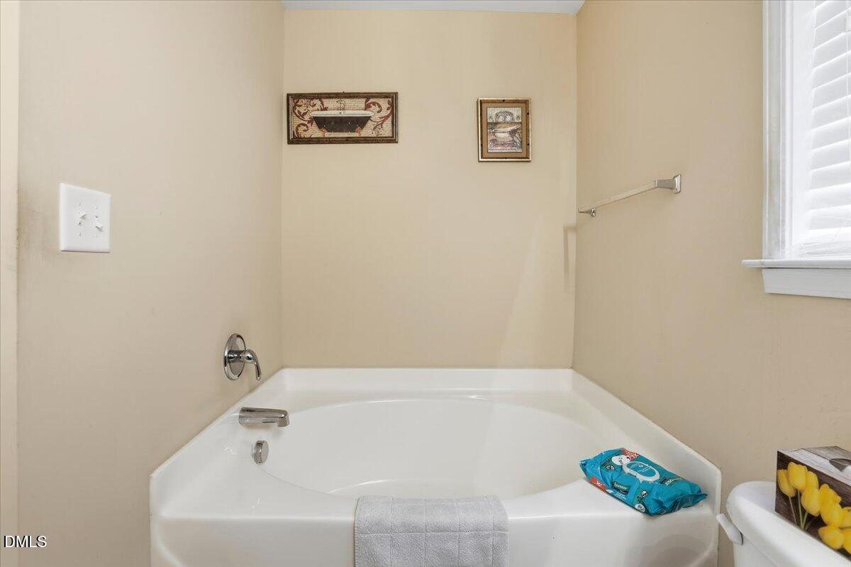 40 Farmgate Court Selma, NC 27576 - Photo 35 of 36 35-40 Farmgate Ct-35