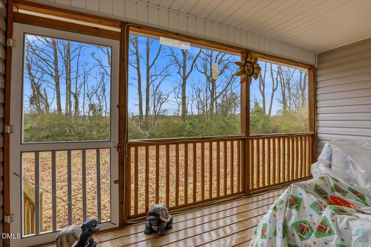 40 Farmgate Court Selma, NC 27576 - Photo 4 of 36 04-40 Farmgate Ct-4