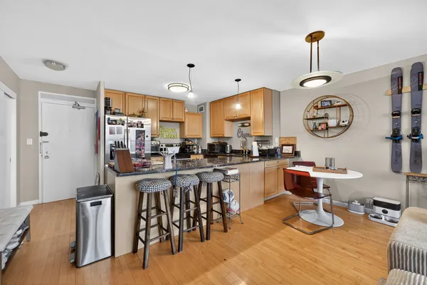 $245,000 | 3600 North Lake Shore Drive, Unit 1120, Chicago, IL 60613