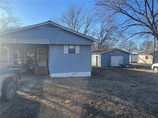 $69,000 | 202 West Perry Street, Arma, KS 66712