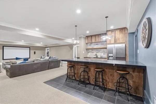 $6,500,000 | 5709 North Montour Road, Gibsonia, PA 15044