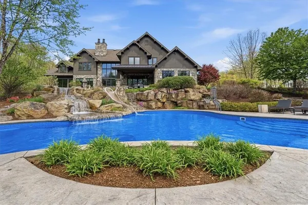 $6,500,000 | 5709 North Montour Road, Gibsonia, PA 15044