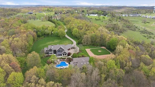$6,500,000 | 5709 North Montour Road, Gibsonia, PA 15044