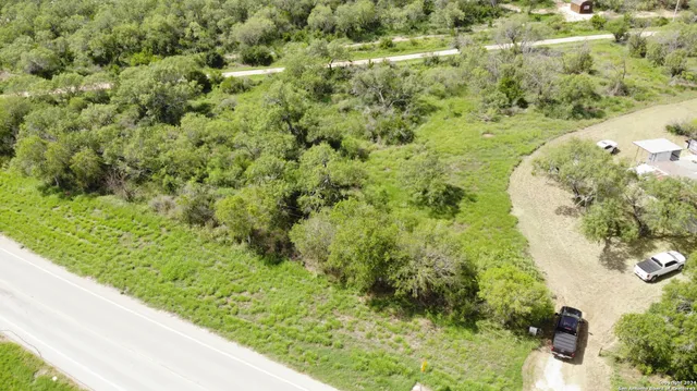 $110,000 | 702 E Avenue, Christine, TX 78012