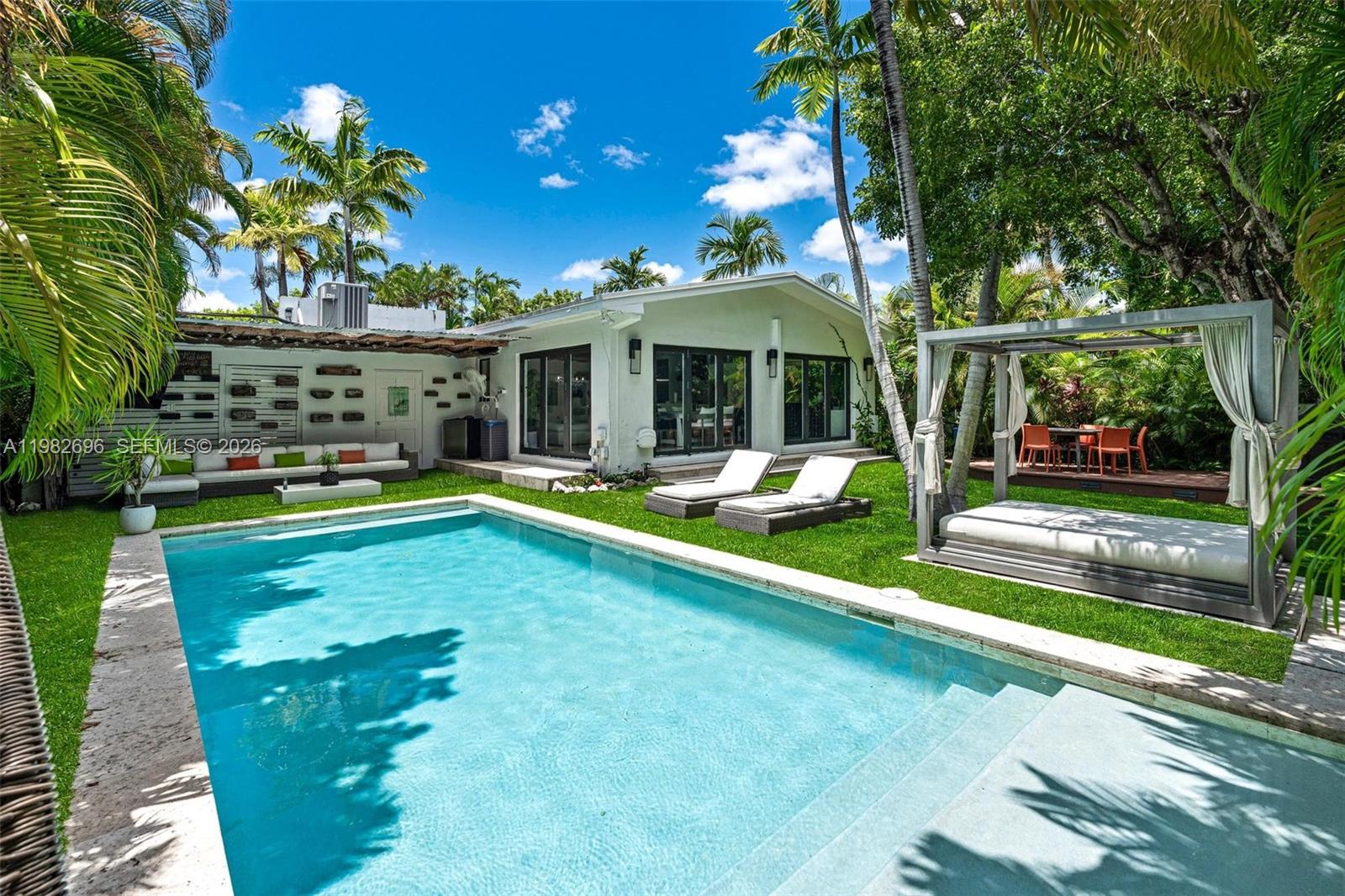 1865 Daytonia Road Miami Beach, FL 33141 - Photo 13 of 21