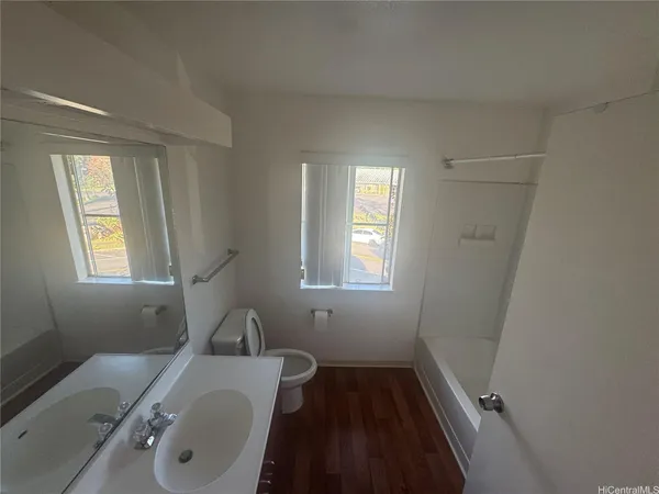 $2,400 | 95-1174 Makaikai Street, Unit 92, Mililani, HI 96789