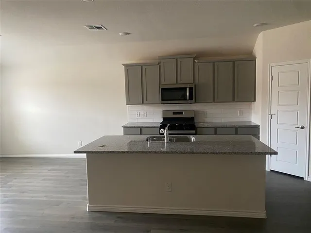 $2,275 | 2116 Camellia Street, Princeton, TX 75407