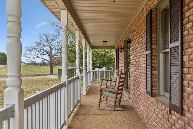 $550,000 | 7567 Old State Rte 1, New Johnsonville, TN 37134