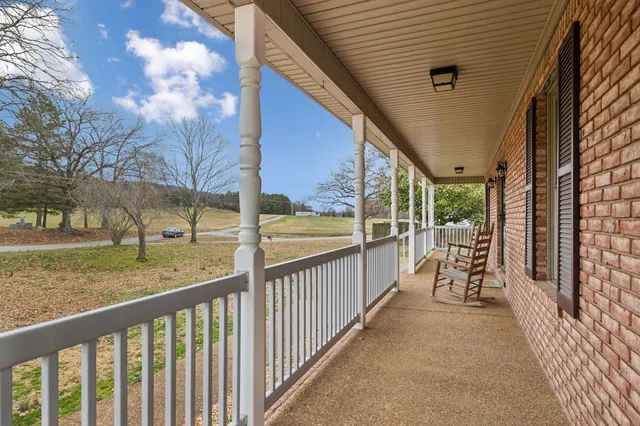 $550,000 | 7567 Old State Rte 1, New Johnsonville, TN 37134