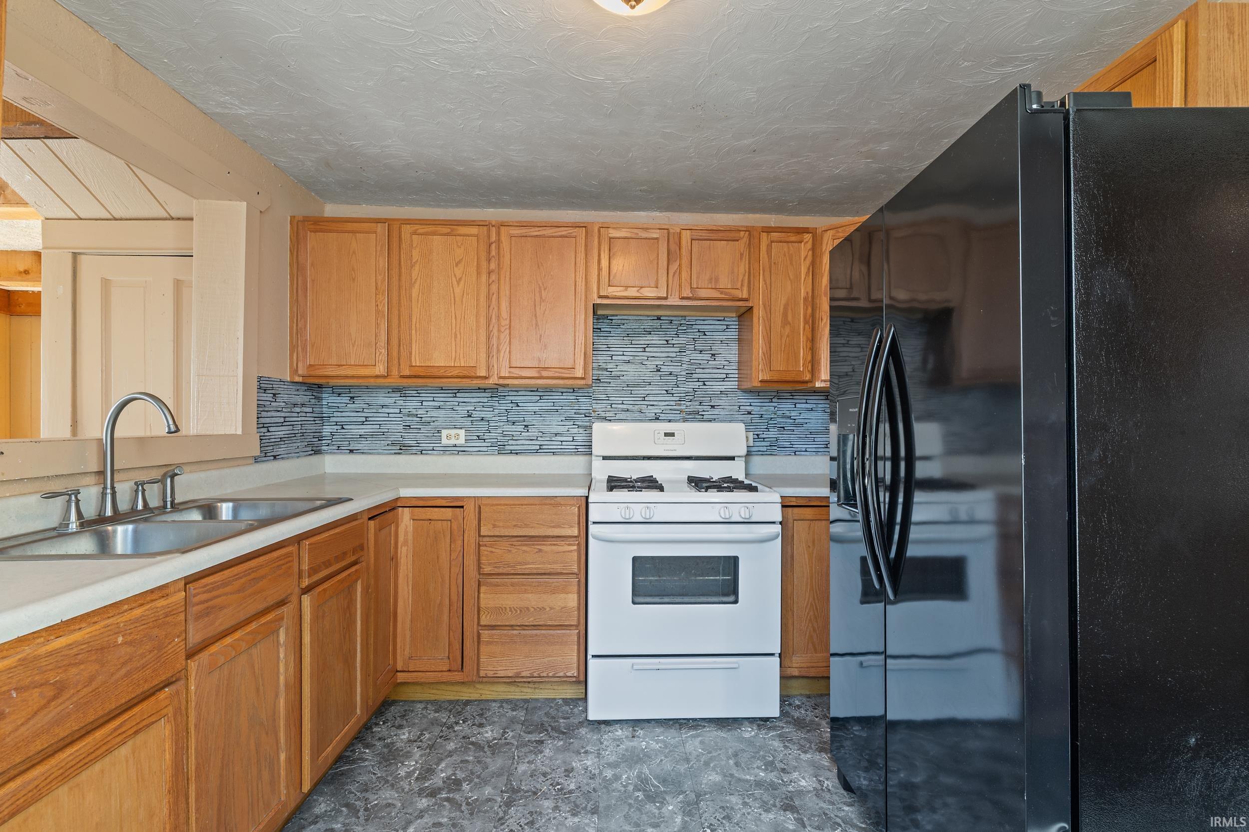 2614 Main Street Lafayette, IN 47904 - Photo 9 of 36