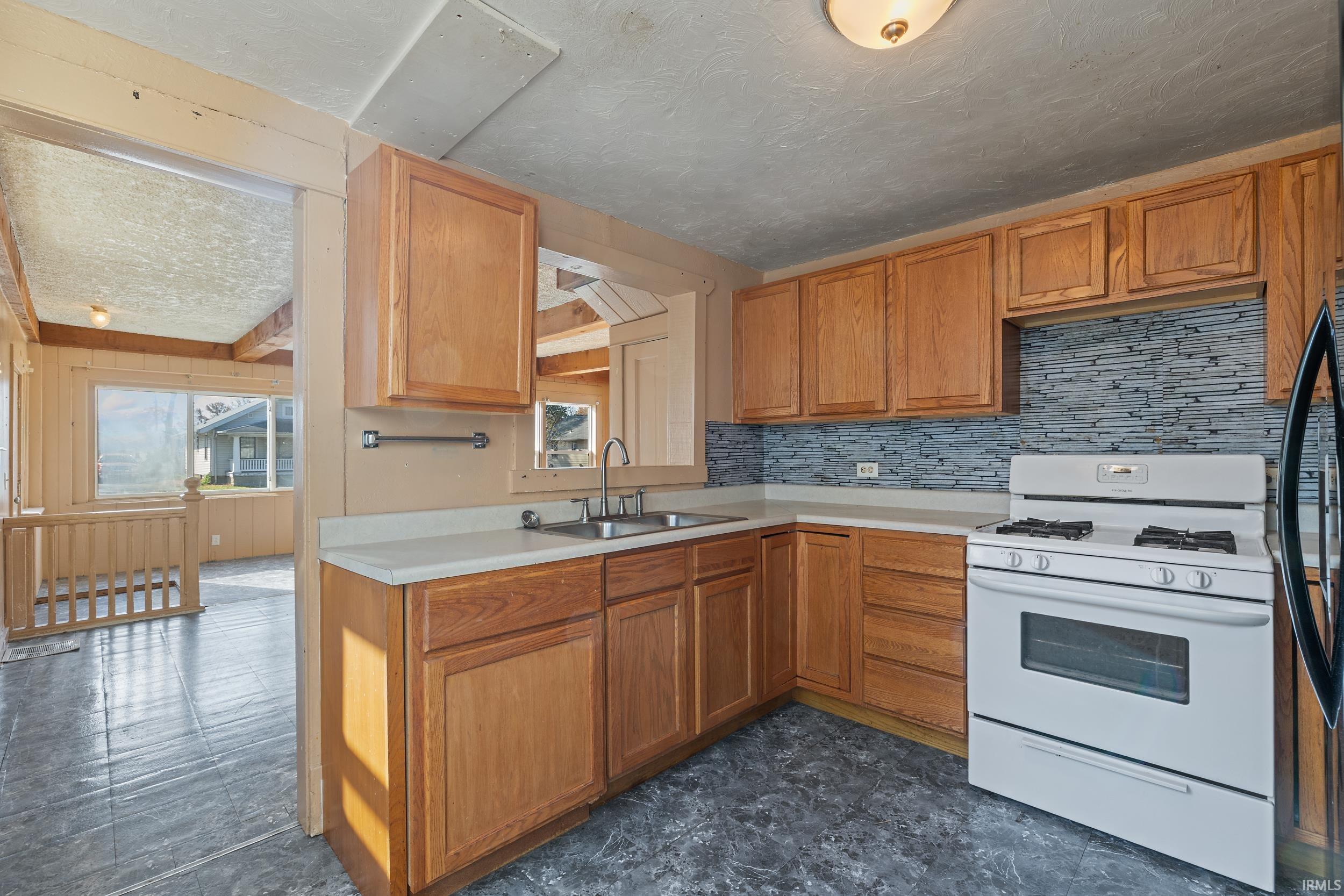 2614 Main Street Lafayette, IN 47904 - Photo 10 of 36